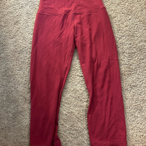 Lululemon align highest waist leggings crop 21”
Size 8 - Picture 2 of 3